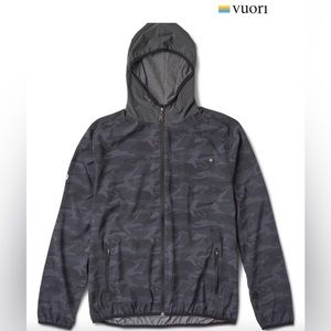 Vuori Men’s Med outdoor training shell.  Black camo